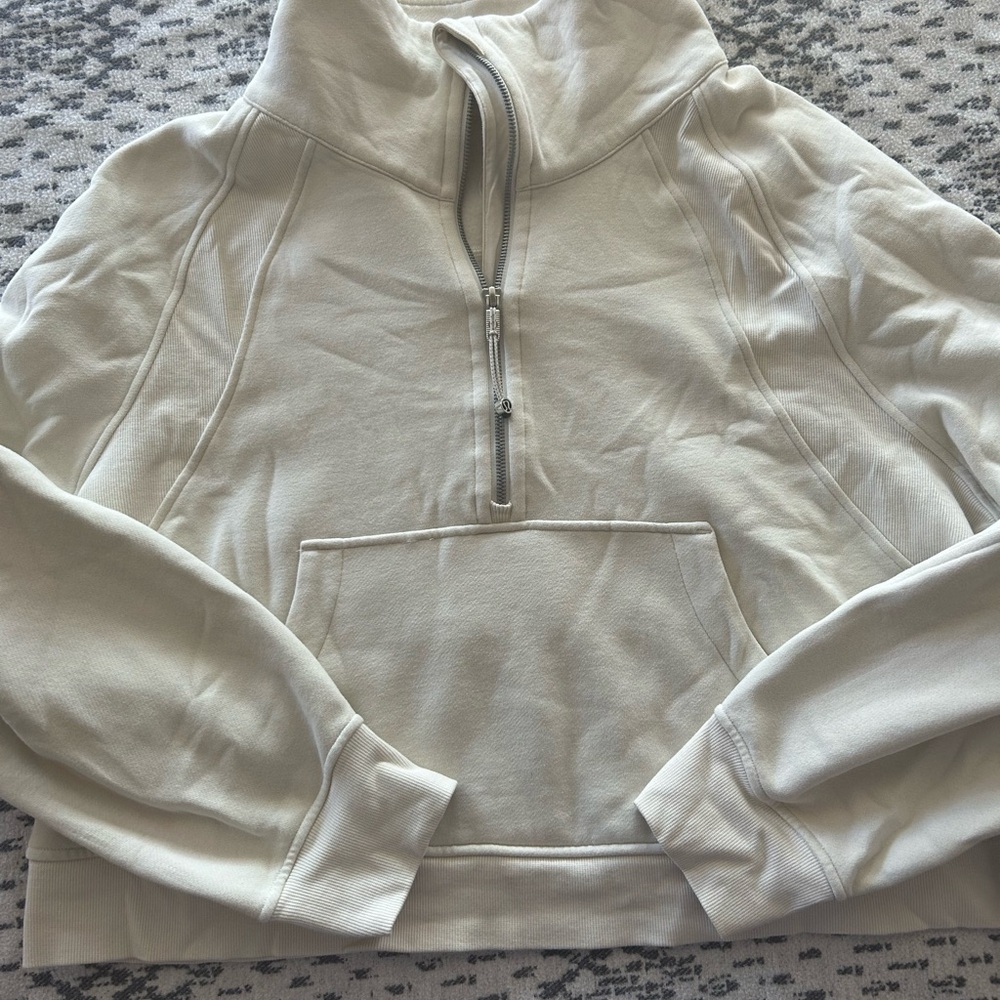 Lululemon bone funnel neck scuba
